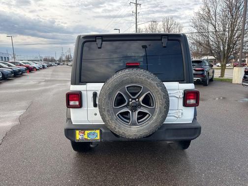Bright White Clearcoat 2019 Jeep Wrangler Sport