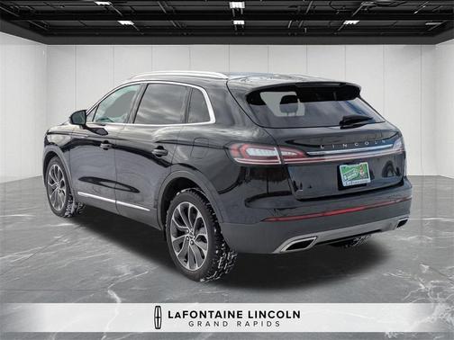 2022 Lincoln Nautilus Reserve