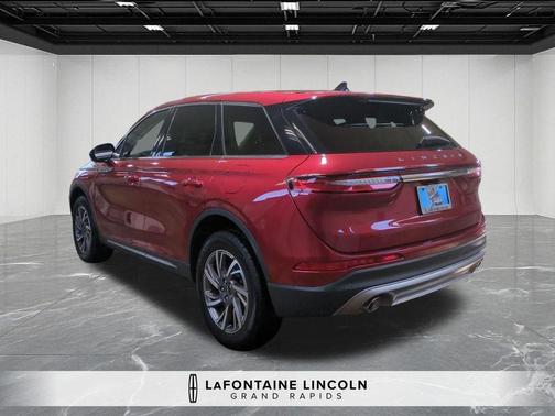 2023 Lincoln Corsair Standard