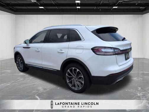 White Metallic 2023 Lincoln Nautilus Reserve