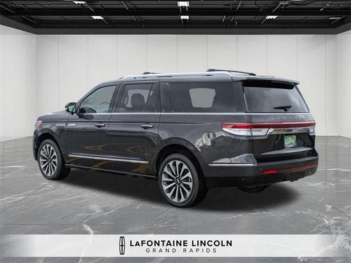 2022 Lincoln Navigator L Reserve