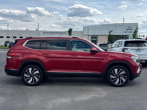 Aurora Red Metallic 2024 Volkswagen Atlas 2.0T SEL