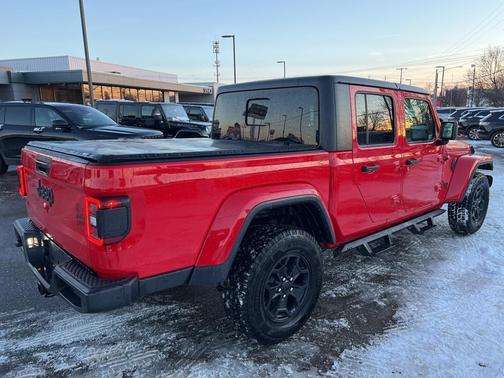2021 Jeep Gladiator Sport
