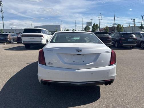 Crystal White Tri-Coat 2018 Cadillac CT6 3.6L Luxury
