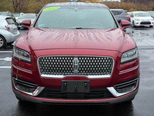 2019 Lincoln Nautilus Select