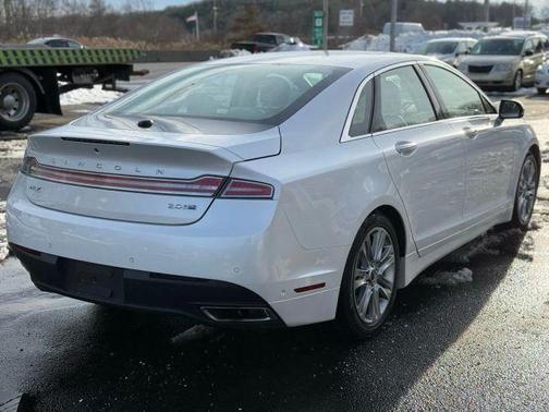 2015 Lincoln MKZ Base