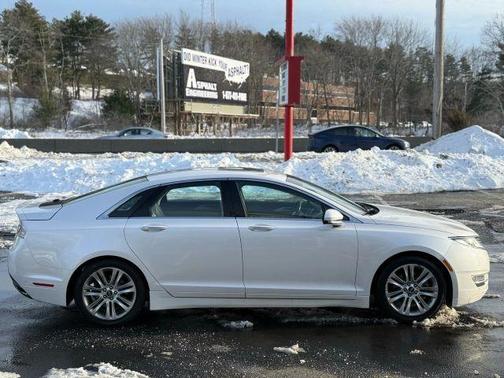 2015 Lincoln MKZ Base
