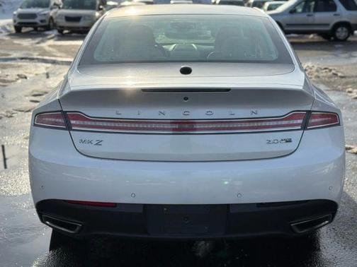 2015 Lincoln MKZ Base