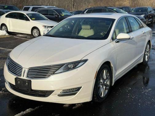 2015 Lincoln MKZ Base