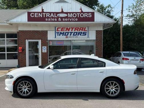 2016 Dodge Charger SXT