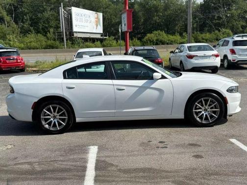 2016 Dodge Charger SXT