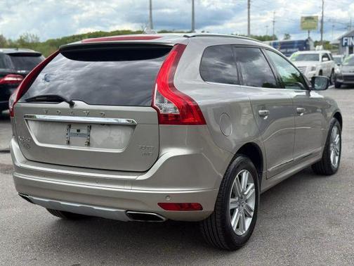 2016 Volvo XC60 T6 Premier Plus