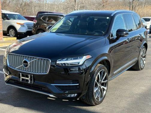 2019 Volvo XC90 T6 Inscription