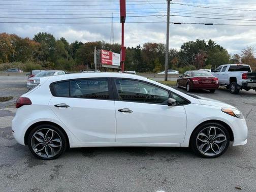 2016 Kia Forte SX