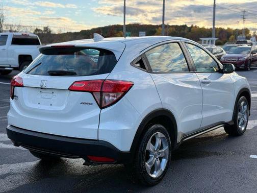 2016 Honda HR-V LX