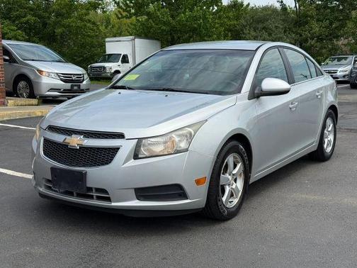 Silver 2011 Chevrolet Cruze LT