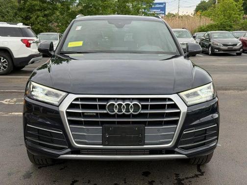Moonlight Blue Metallic 2018 Audi Q5 2.0T Tech Premium