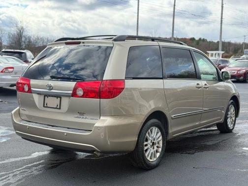 2008 Toyota Sienna XLE Limited