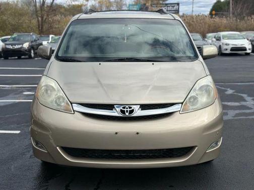 2008 Toyota Sienna XLE Limited