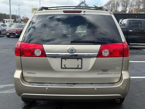 2008 Toyota Sienna XLE Limited