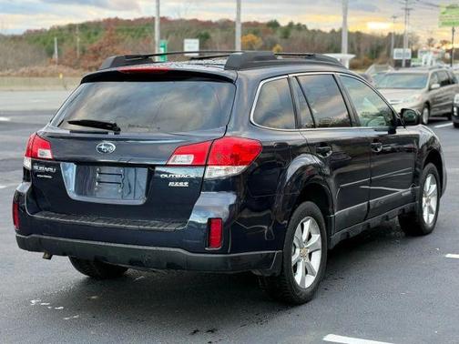 2013 Subaru Outback 2.5i Premium