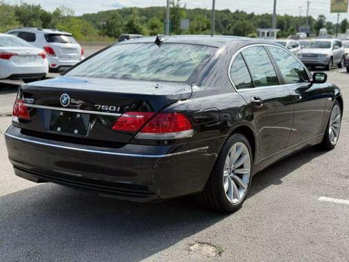 2008 BMW 750 i