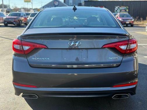 2016 Hyundai SONATA Sport
