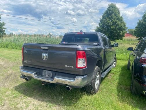 Granite Crystal Metallic Clearcoat 2020 RAM 1500 Big Horn/Lone Star