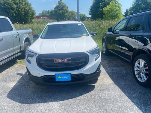 Summit White 2020 GMC Terrain SLE