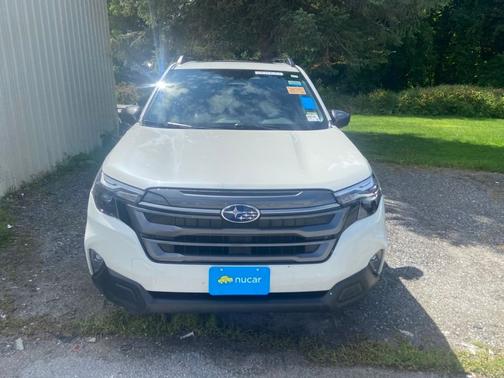Crystal White Pearl 2025 Subaru Forester Premium