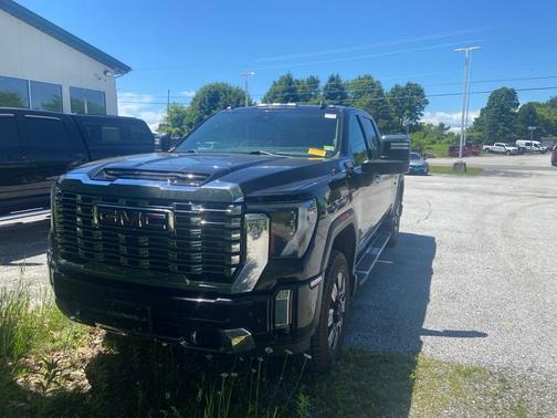 Onyx Black 2024 GMC Sierra 3500 Denali