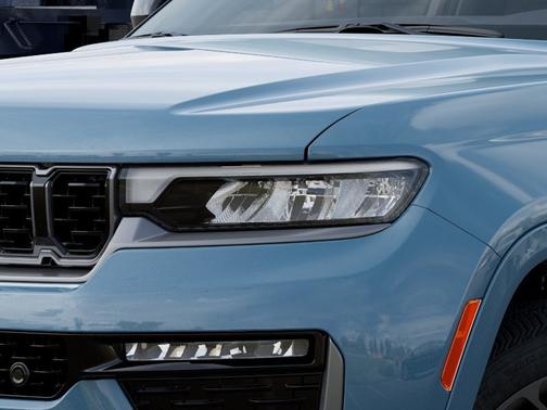 Steel Blue Paint 2027 Jeep Grand Cherokee Summit 4x4