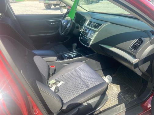 Scarlet Ember 2017 Nissan Altima 2.5 S