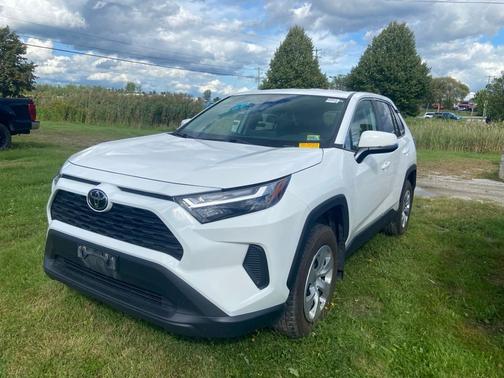 Ice 2025 Toyota RAV4 LE