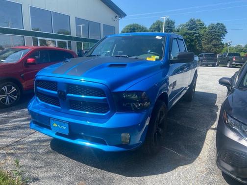 Hydro Blue Pearlcoat 2019 RAM 1500 Classic Express