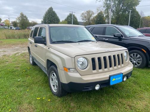 Mojave Sand Clearcoat 2016 Jeep Patriot Sport