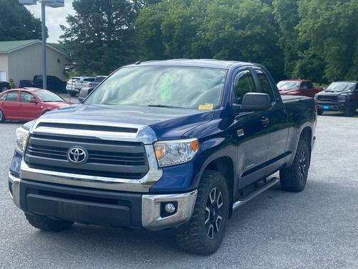 Blue Ribbon Metallic 2014 Toyota Tundra SR5