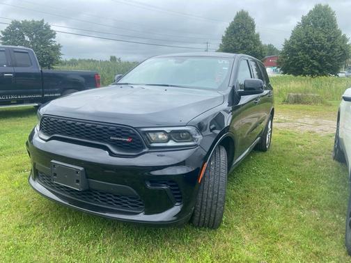 DB Black Crystal Clearcoat 2025 Dodge Durango GT