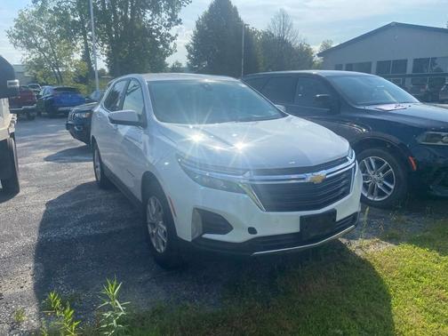 Summit White 2024 Chevrolet Equinox LT