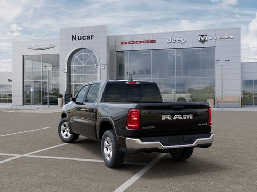 Diamond Black Crystal Pearl-Coat Exterior Paint 2026 RAM 1500 Big Horn/Lone Star