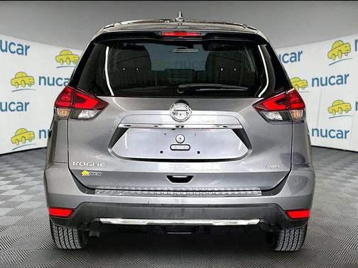 Gun Metallic 2019 Nissan Rogue S