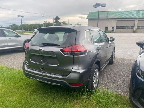 Gun Metallic 2019 Nissan Rogue S