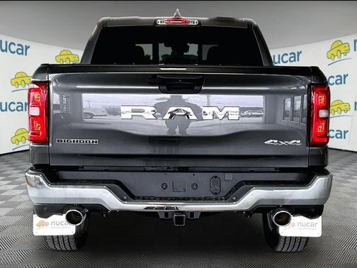 Granite Crystal Metallic Clear-Coat Exterior Paint 2026 RAM 1500 Big Horn/Lone Star