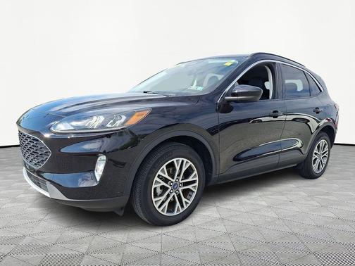 Black Metallic 2022 Ford Escape SEL