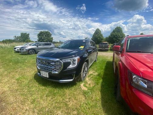Ebony Twilight Metallic 2023 GMC Terrain Denali