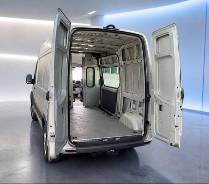 Beige 2018 Mercedes-Benz Sprinter 2500 Standard Roof