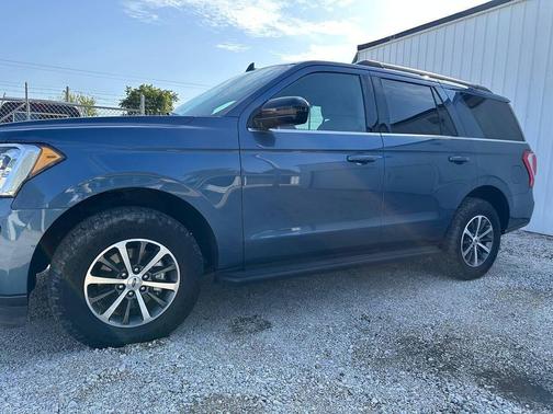 Blue Metallic 2020 Ford Expedition XL