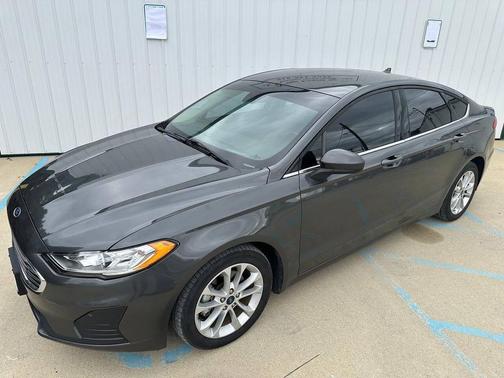Magnetic 2020 Ford Fusion Hybrid SE