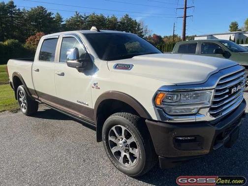 2024 RAM 2500 Limited Longhorn Crew Cab 4x4 64' Box