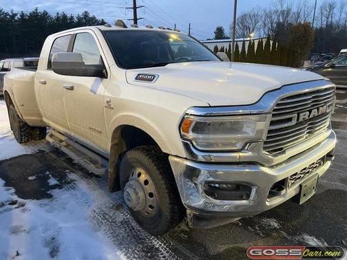 2022 RAM 3500 Laramie Mega Cab 4x4 64' Box
